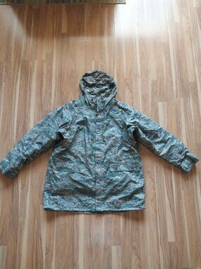 US Air Force ABU Camo Improved Rainsuit Parka With Removeable Liner Size Medium